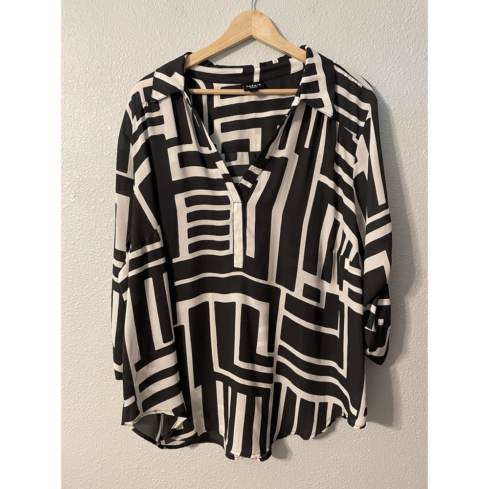 Torrid Womens 2X Black & White Harper Georgette Pullover 3/4 Sleeve Blouse - Picture 3 of 10
